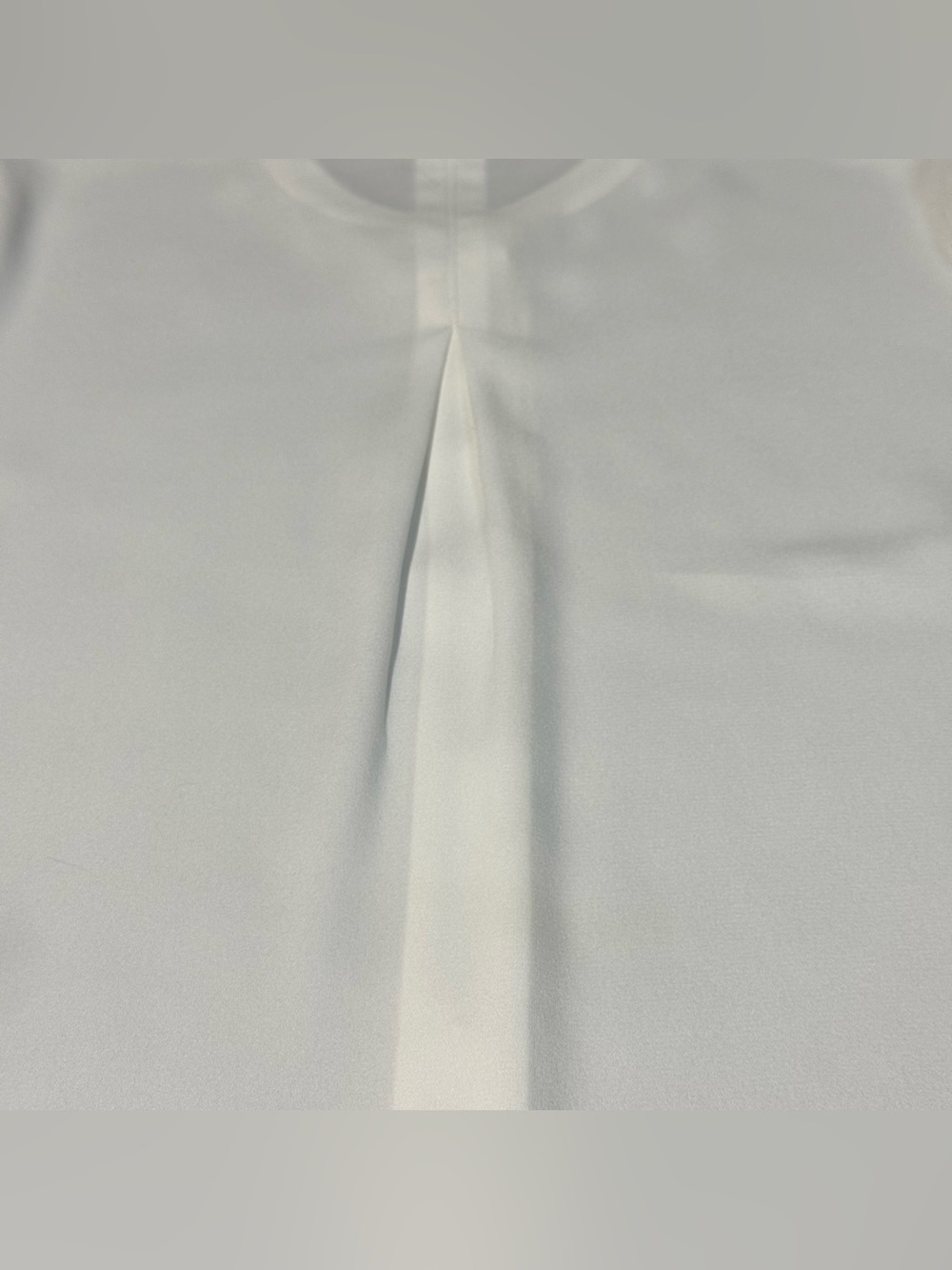 Cabi White Ideal Blouse Tiered Flutter Statement Sleeve Size Small - Picture 5 of 8